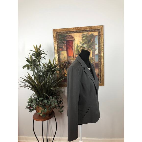 Worthington Women Gray Blazer 12 Notched Lapels 2-Buttons Closure Executive - Picture 2 of 9